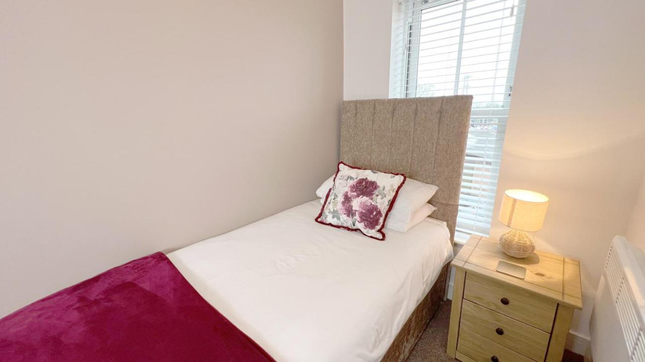 Friars House, Stafford By Bell Apartments Екстериор снимка